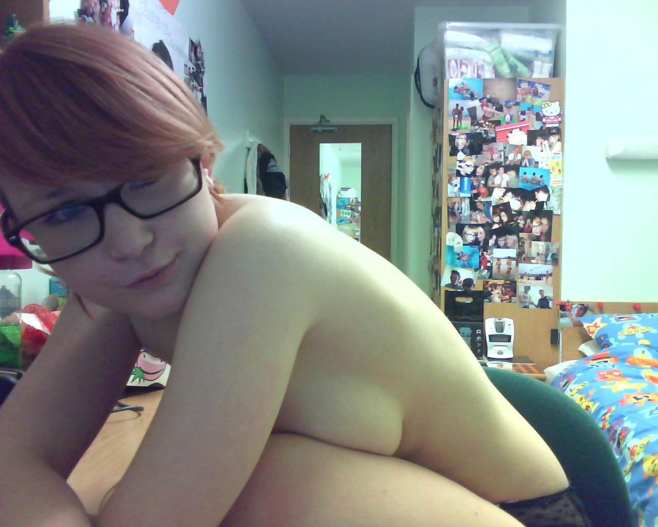Teen Amateur Pale Petite Cute Redhead Girlfriend - TGP gallery 84243